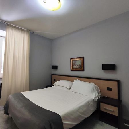 Hotel Quadrifoglio Понтеканьяно Экстерьер фото