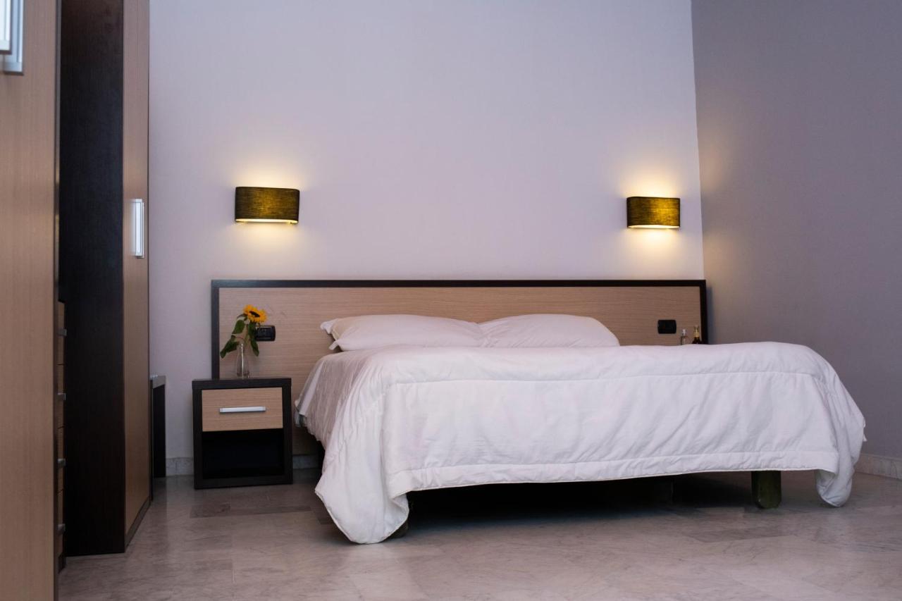 Hotel Quadrifoglio Понтеканьяно Экстерьер фото